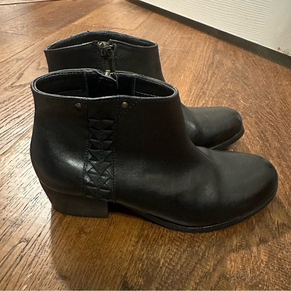 Clark’s Black Maypearl Fawn Booties Boots Size 6 / 41 boho western - Picture 7 of 9
